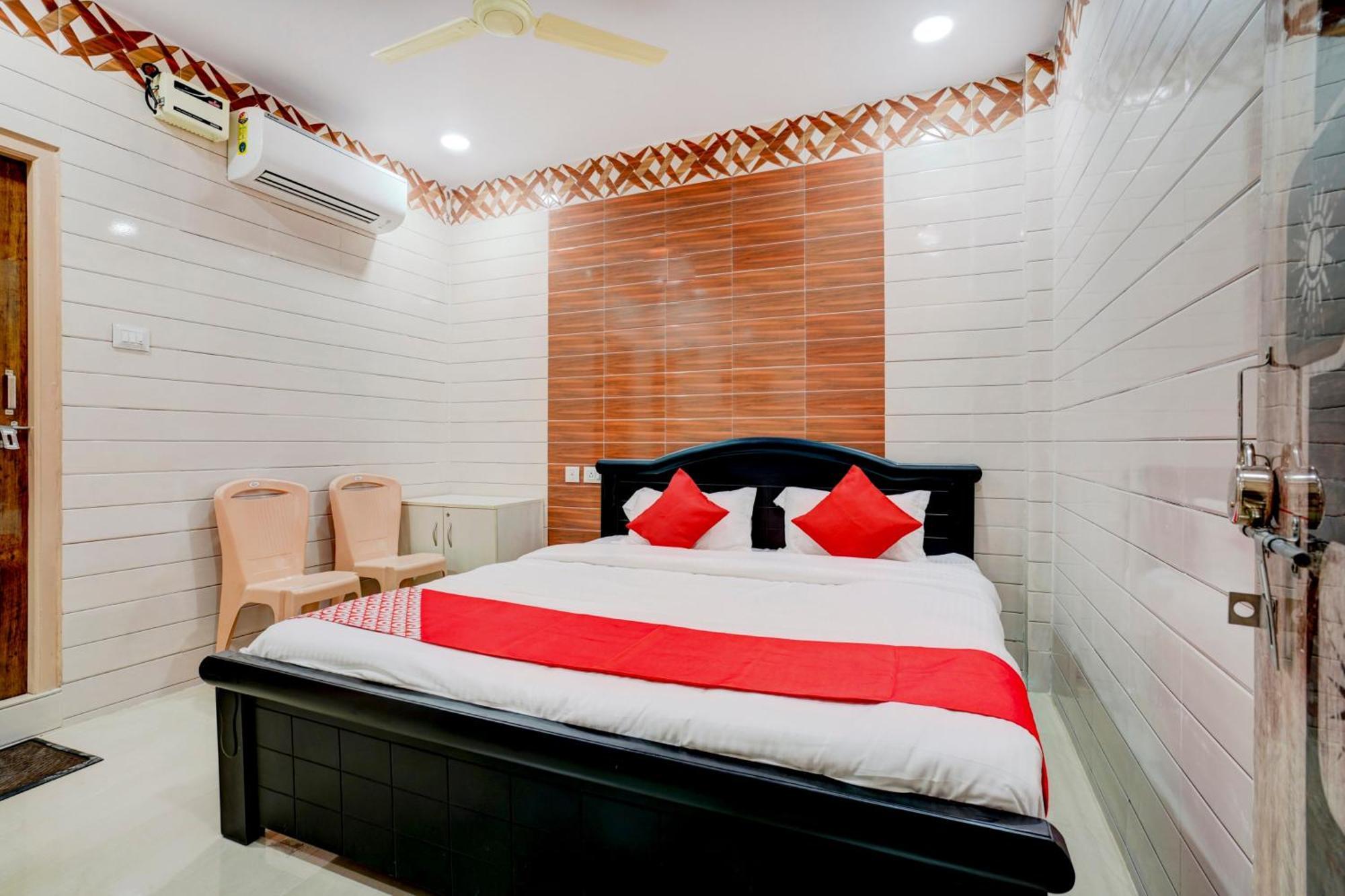 Hotel O Aroma Classic Near Nampally Main Railway Station حيدر أباد المظهر الخارجي الصورة