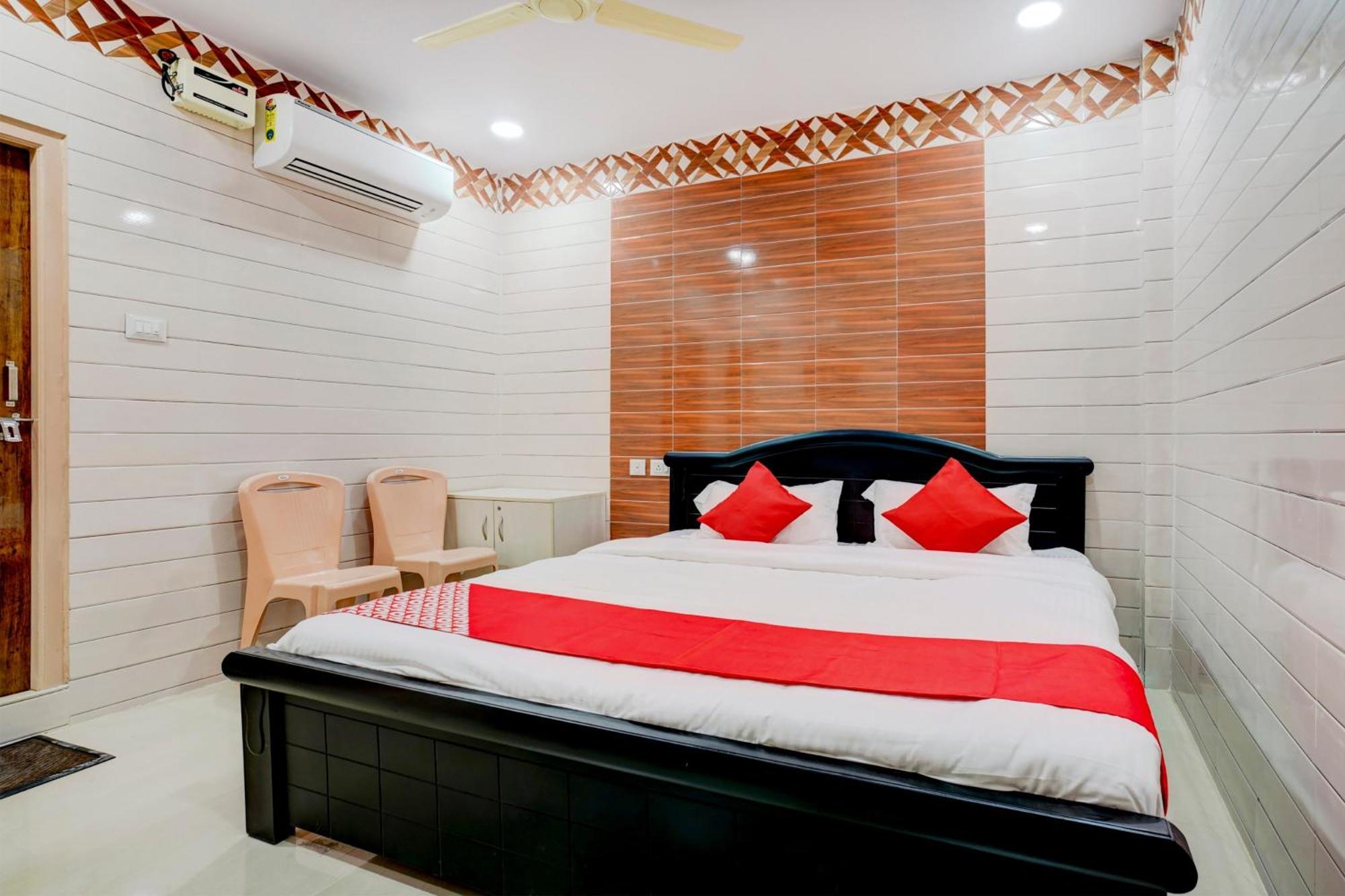 Hotel O Aroma Classic Near Nampally Main Railway Station حيدر أباد المظهر الخارجي الصورة