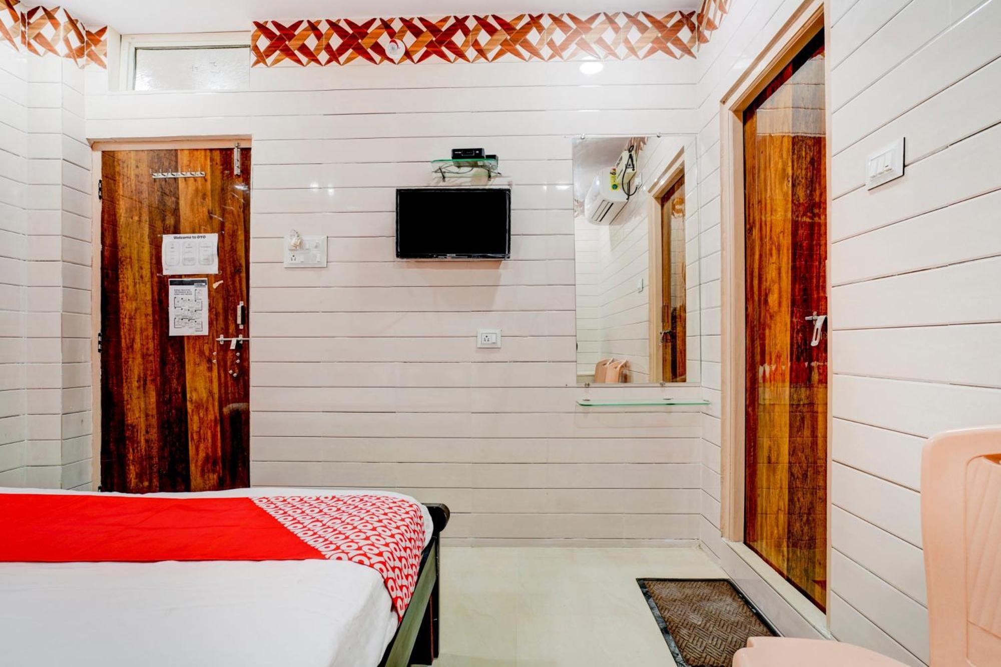 Hotel O Aroma Classic Near Nampally Main Railway Station حيدر أباد المظهر الخارجي الصورة